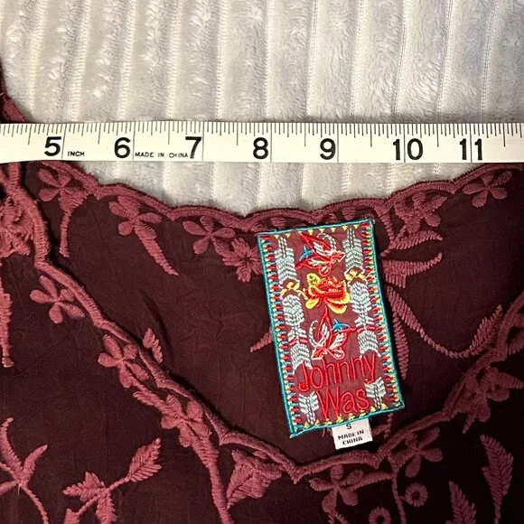 Johnny Was Burgundy Eyelet Tunic Size Small - Great Condition! - Picture 3 of 8